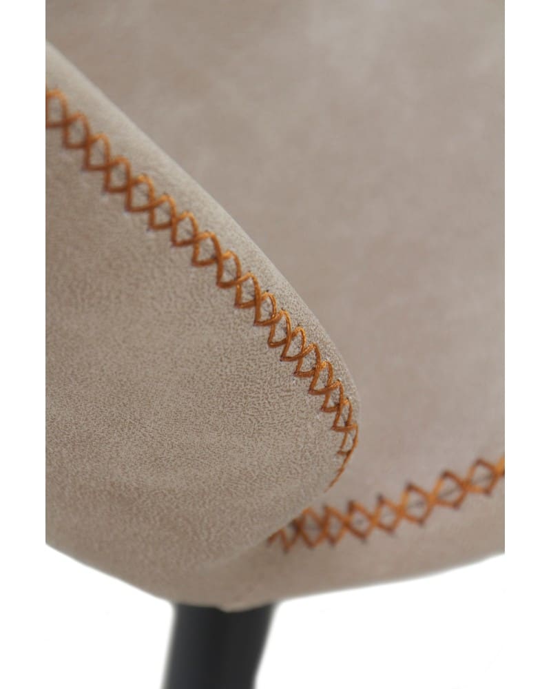 silla-tapizada-beige-patas-metalicas-negras (5)