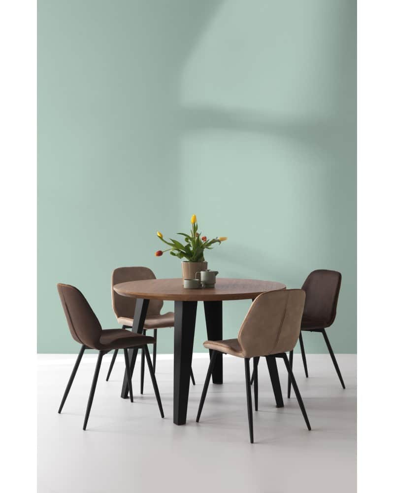 silla-tapizada-marron-patas-metalicas-negras (7)